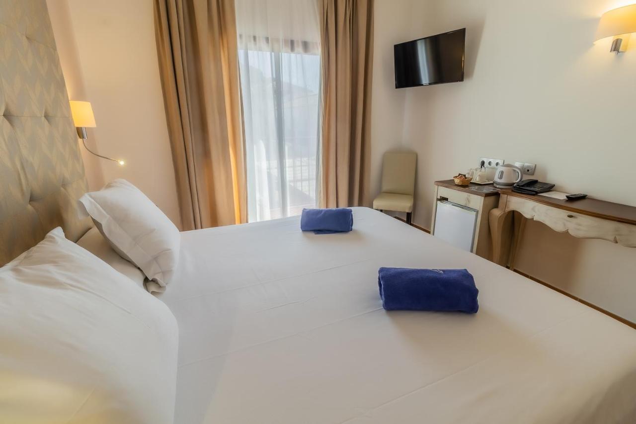 Double Room,1398958466:JPEG
